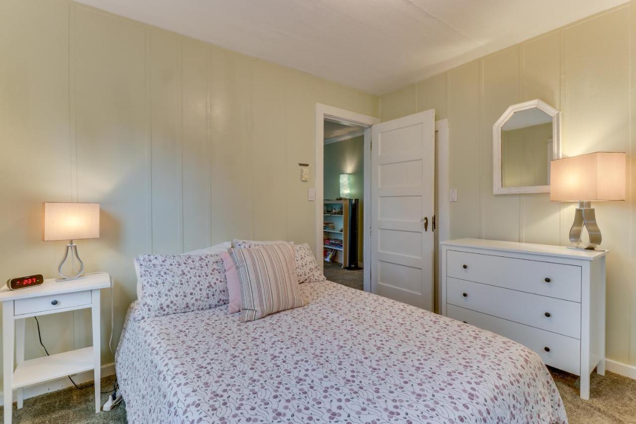 Вилла Bay View Bungalow Поулсбо Экстерьер фото