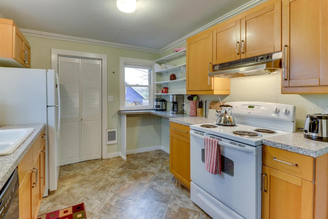 Вилла Bay View Bungalow Поулсбо Экстерьер фото